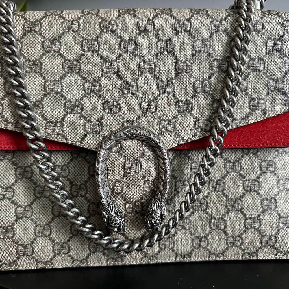 Gucci Dionysus GG Supreme Canvas Shoulder Bag – Cream/Red – Medium – Authentic